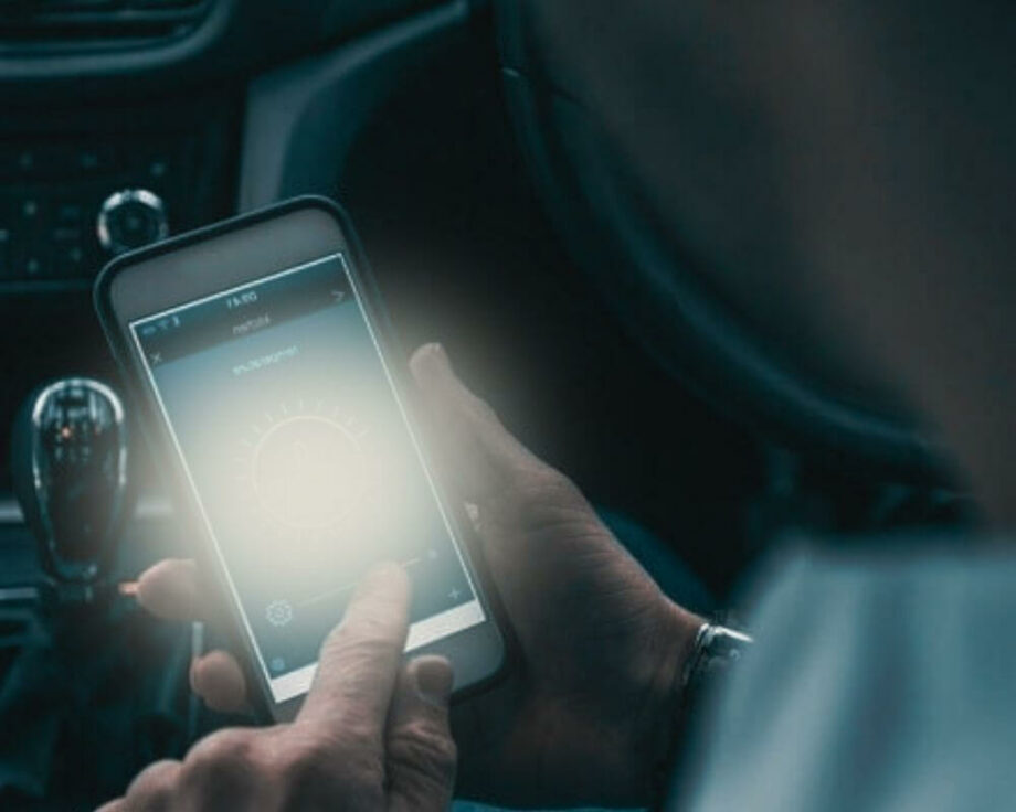 Why Your Phone Get Hot? Here are 10 Tips on How To Stop it!