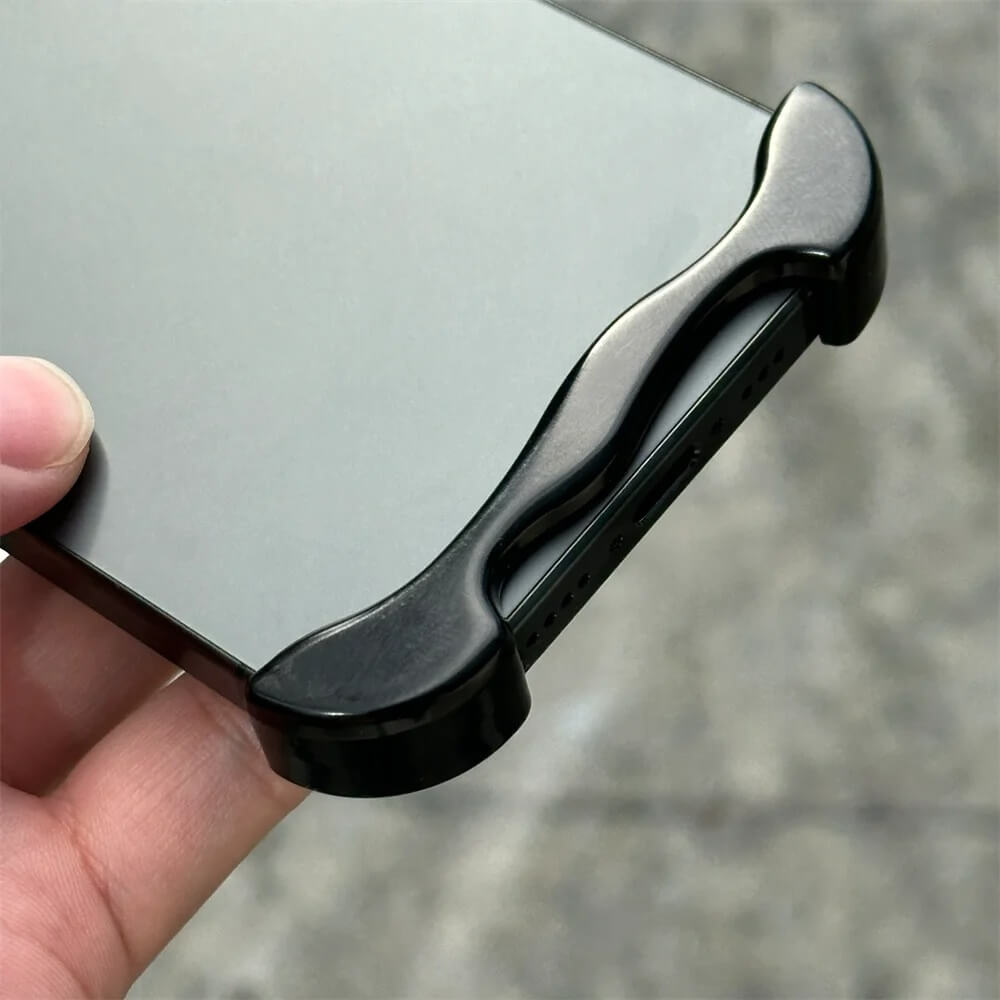 Aluminum Corners Cushion Pad iPhone Case Cover