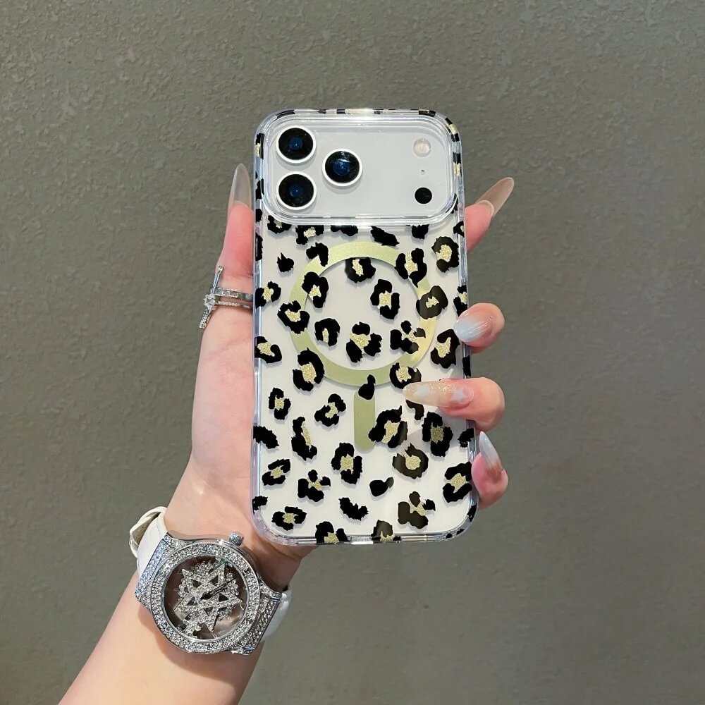 Clear Leopard Heart MagSafe Case for iPhone 17 Series Clear Leopard Heart MagSafe Case for iPhone 17 Series