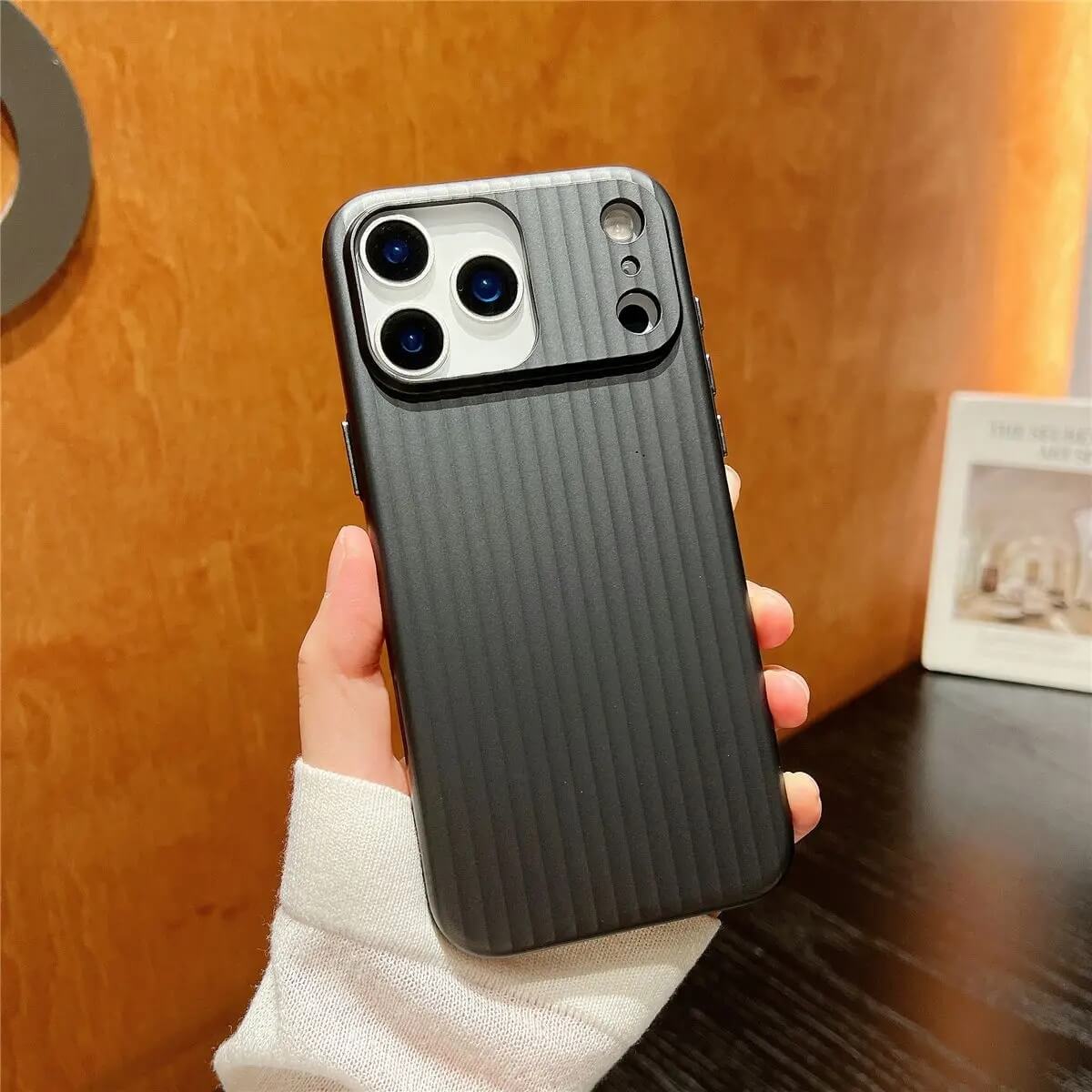 Luxury Metallic Ribbed Armor iPhone Case (1) Luxury Metallic Ribbed Armor iPhone Case (1)