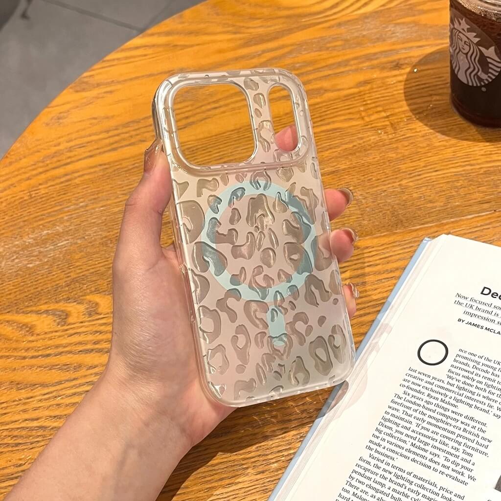 Illusory Amber Leopard Magnetic Clear iPhone Case (2) Illusory Amber Leopard Magnetic Clear iPhone Case (2)