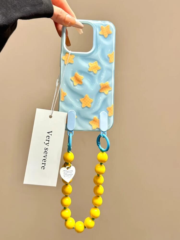 Wavy Gingham Star Case with Beaded Wrist Strap Wavy Gingham Star Case with Beaded Wrist Strap